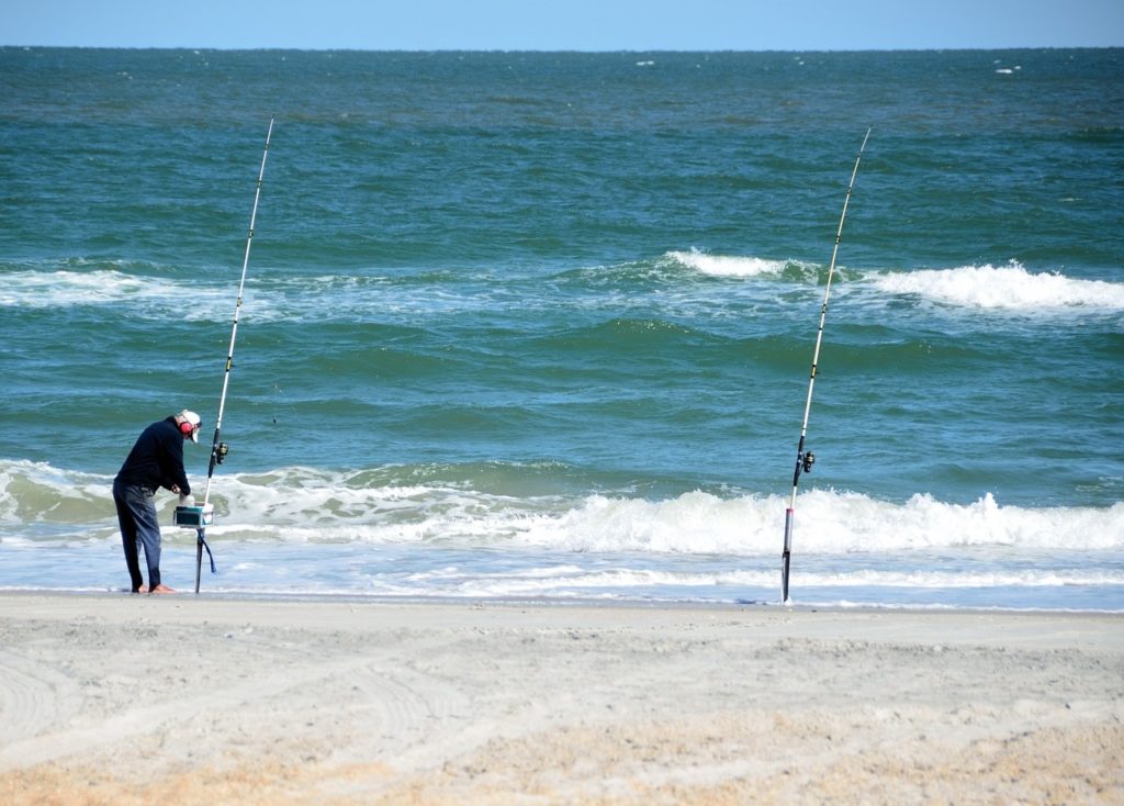 A common surf fishing setup using long rods and rod spikes